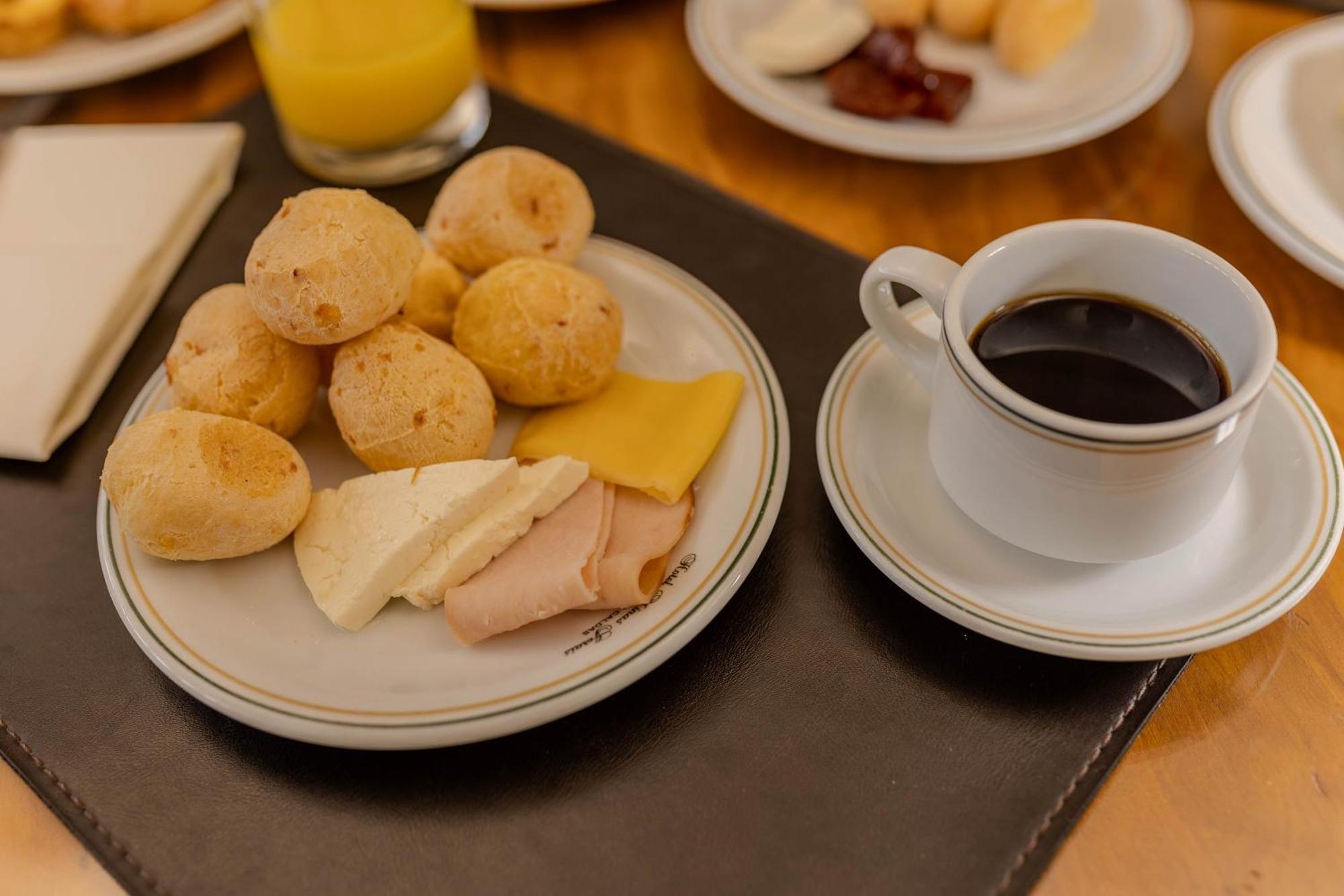 Hotel Minas Gerais Poços de Caldas エクステリア 写真